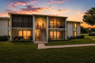3744 Savoy Lane E2, West Palm Beach, FL 33417