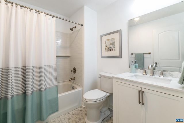 102 N BAKER ST, Charlottesville, VA 22901