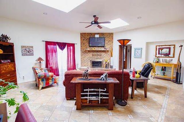 1554 Donette Place NE, Albuquerque, NM 87112