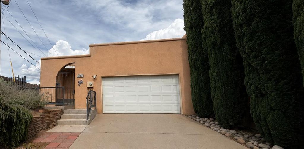 1554 Donette Place NE, Albuquerque, NM 87112