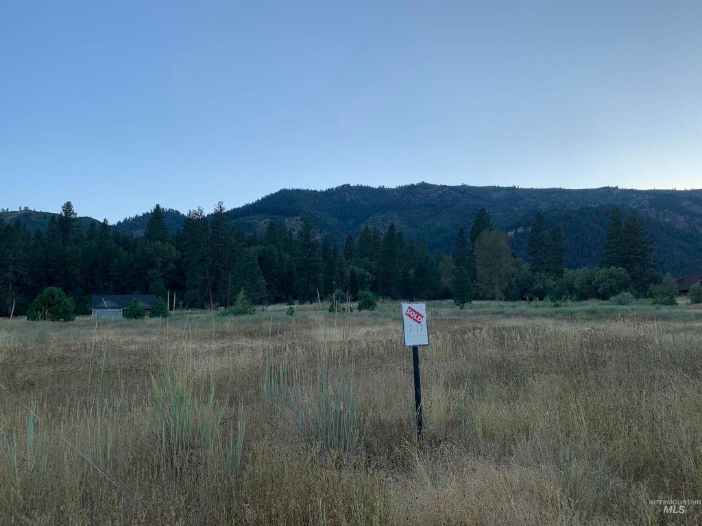 TBD Lot 17 Blk 7 Singing Stream Way, Garden Valley, ID 83622 photo 4