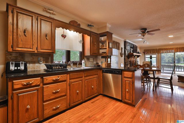 740 LAKE FRONT DRIVE, Talladega, AL 35160