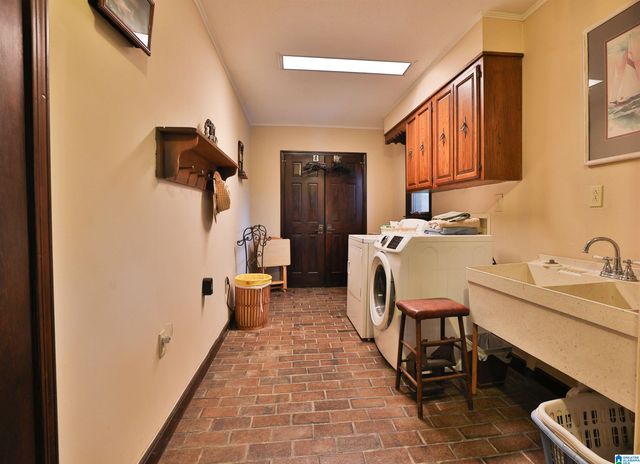 740 LAKE FRONT DRIVE, Talladega, AL 35160
