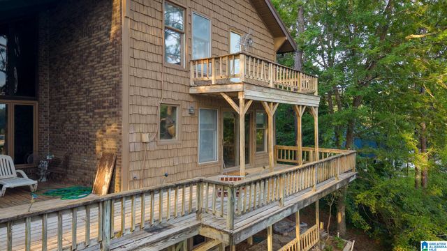 740 LAKE FRONT DRIVE, Talladega, AL 35160