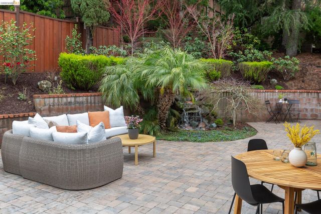 261 Silverado CT, Oakland, CA 94605