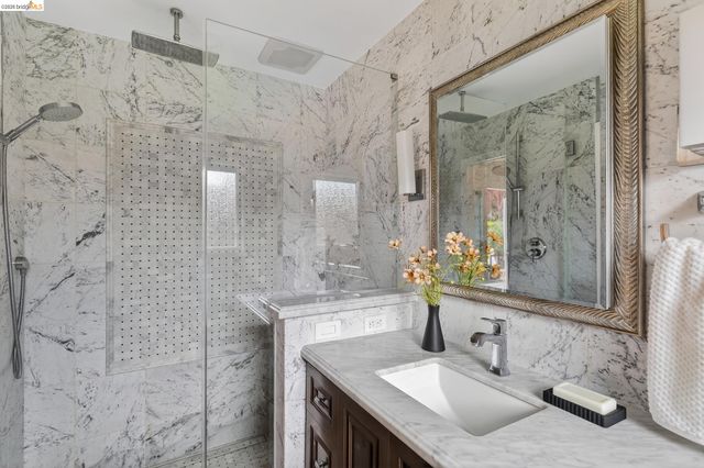 261 Silverado CT, Oakland, CA 94605