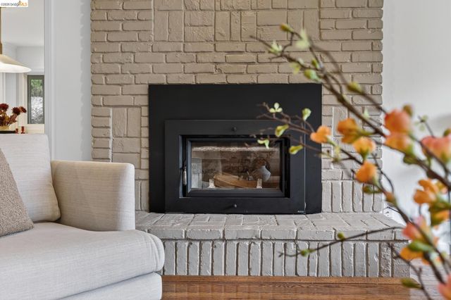 261 Silverado CT, Oakland, CA 94605