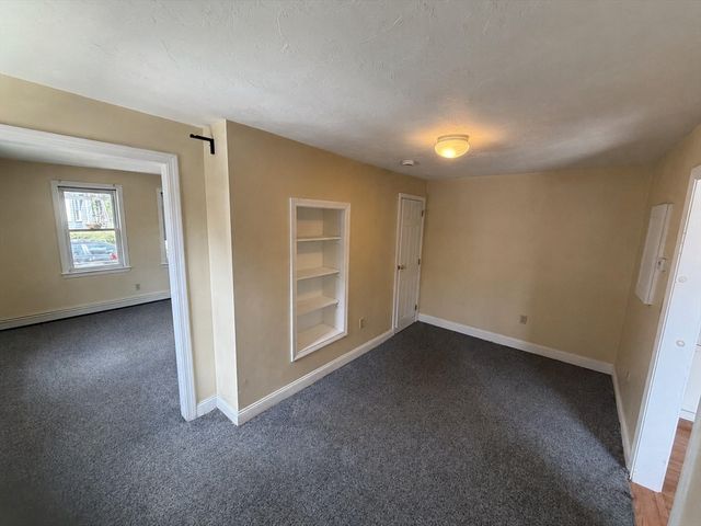 15 Chestnut 2, Stoughton, MA 02072