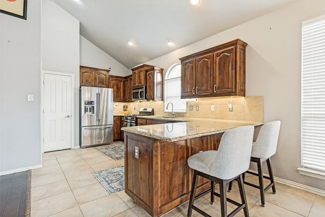 2612 Twinflower Drive, Fort Worth, TX 76244