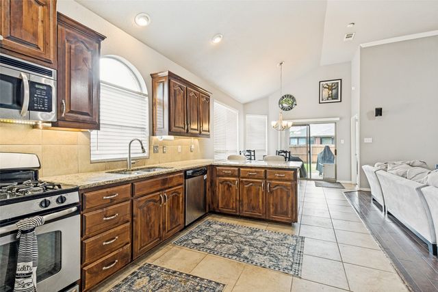 2612 Twinflower Drive, Fort Worth, TX 76244