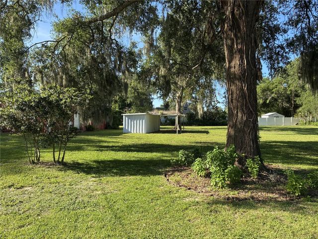 4926 MAGNOLIA RIDGE ROAD, Fruitland Park, FL 34731