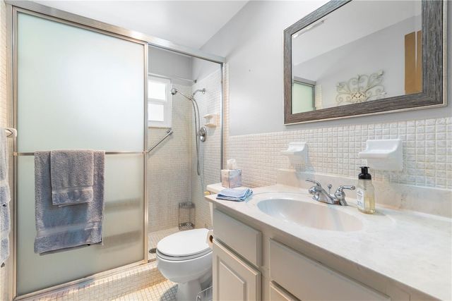 6000 20TH STREET N 123, St Petersburg, FL 33714