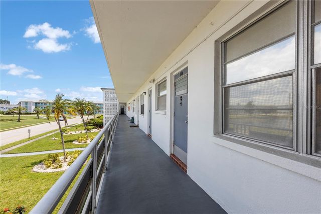 6000 20TH STREET N 123, St Petersburg, FL 33714