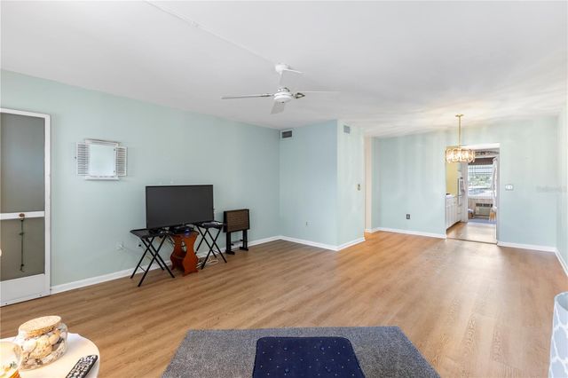 6000 20TH STREET N 123, St Petersburg, FL 33714