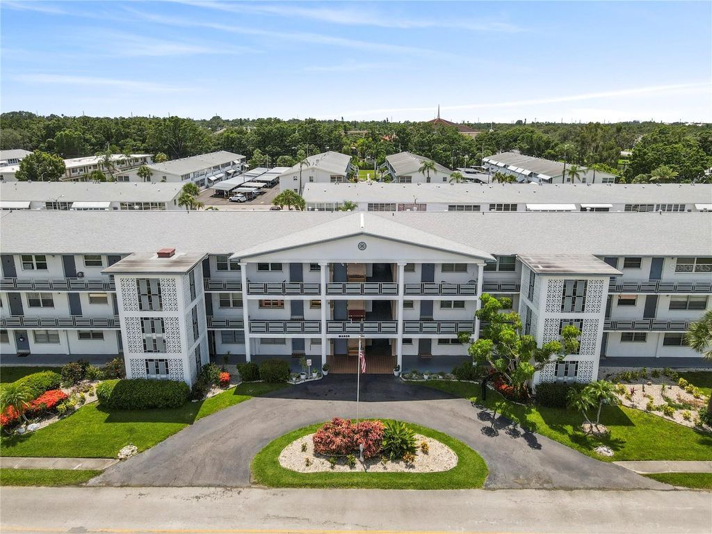 6000 20TH STREET N 123, St Petersburg, FL 33714