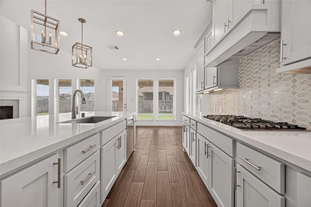25109 Pinebrook Grove Lane, Tomball, TX 77375