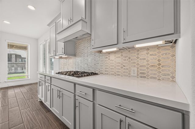 25109 Pinebrook Grove Lane, Tomball, TX 77375