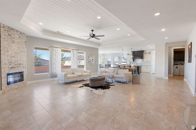 2892 S 3300 W, Hurricane, UT 84737