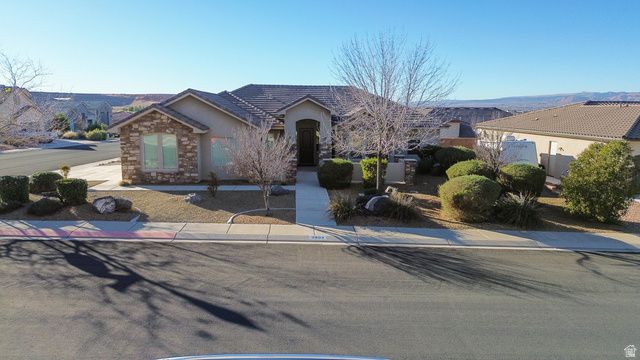 2892 S 3300 W, Hurricane, UT 84737