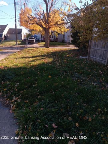 413 E Hodge Avenue, Lansing, MI 48910