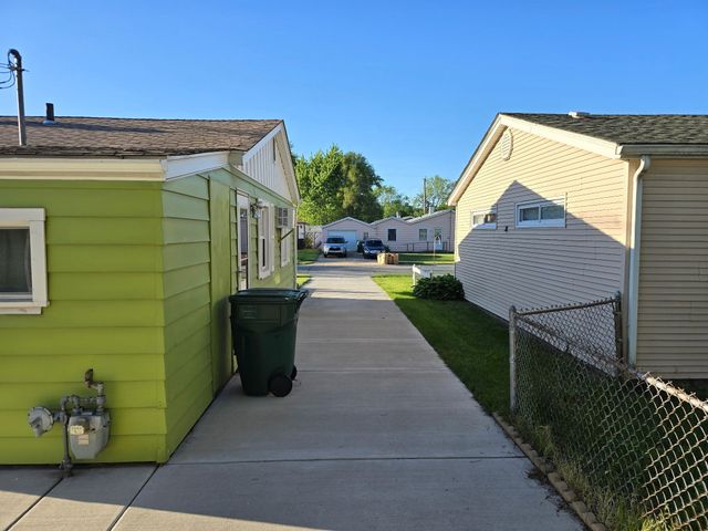 3448 164th Street, Hammond, IN 46323