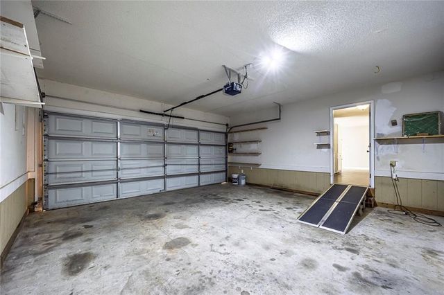 15 Autumn Ridge Drive, Euharlee, GA 30145