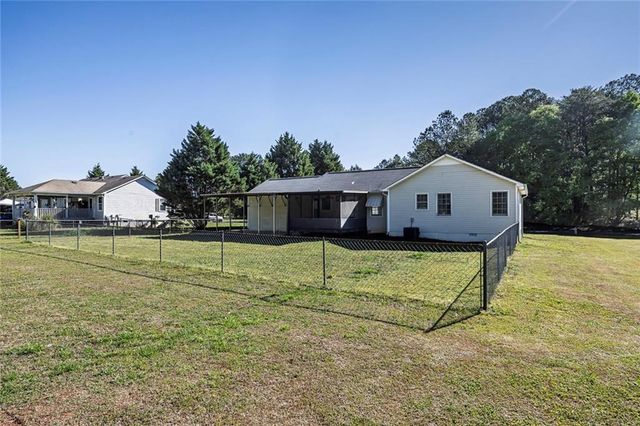 15 Autumn Ridge Drive, Euharlee, GA 30145