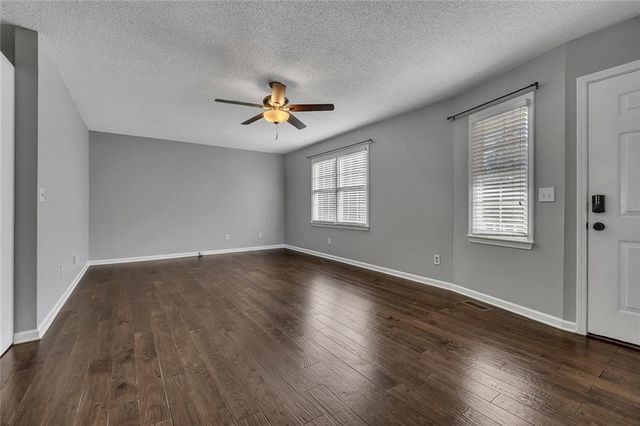 15 Autumn Ridge Drive, Euharlee, GA 30145