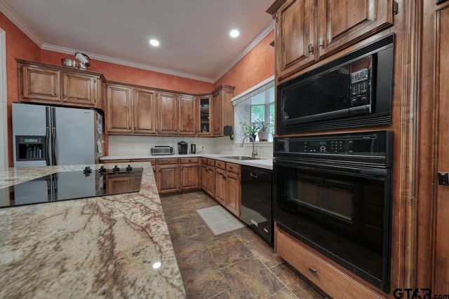 3606 Brookview Court, Tyler, TX 75707