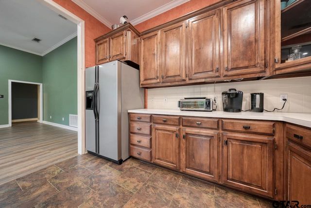 3606 Brookview Court, Tyler, TX 75707