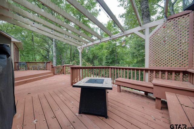 3606 Brookview Court, Tyler, TX 75707