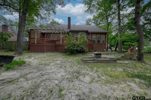 3606 Brookview Court, Tyler, TX 75707