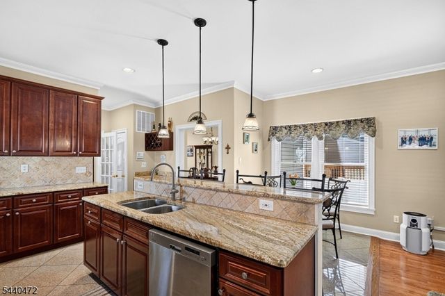 123 Gibson Blvd, Clark Twp., NJ 07066