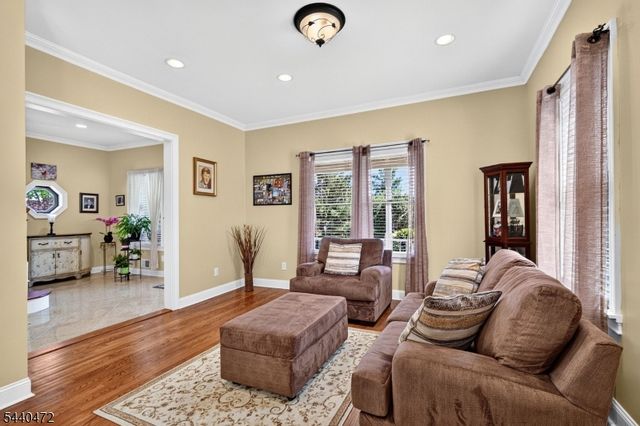 123 Gibson Blvd, Clark Twp., NJ 07066