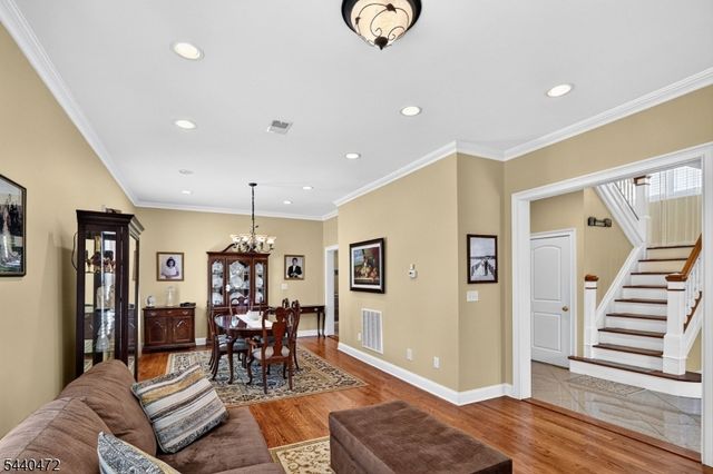 123 Gibson Blvd, Clark Twp., NJ 07066