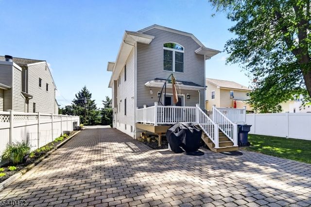 123 Gibson Blvd, Clark Twp., NJ 07066