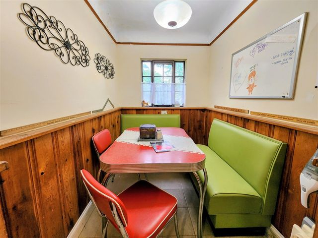 4489 Kensington Avenue, Detroit, MI 48224