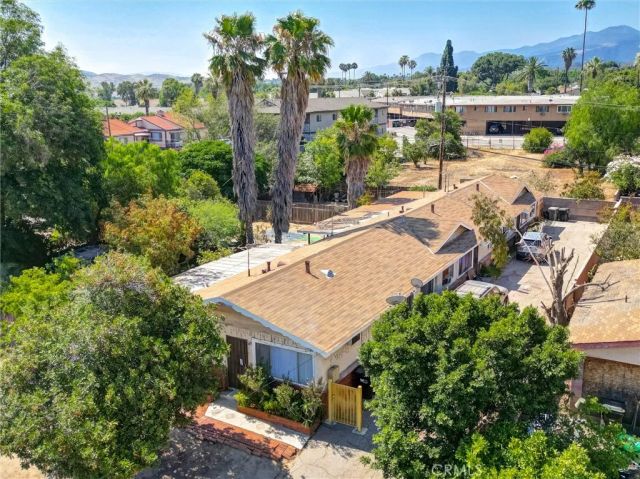 1106 E 7th, Corona, CA 92879