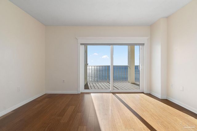 615 Bayshore Dr 806, Pensacola, FL 32507