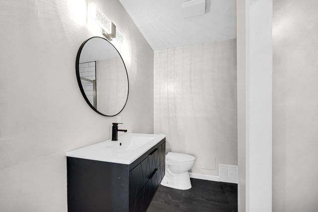 1006 W 21st Street, La Porte, IN 46350