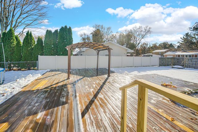 1006 W 21st Street, La Porte, IN 46350