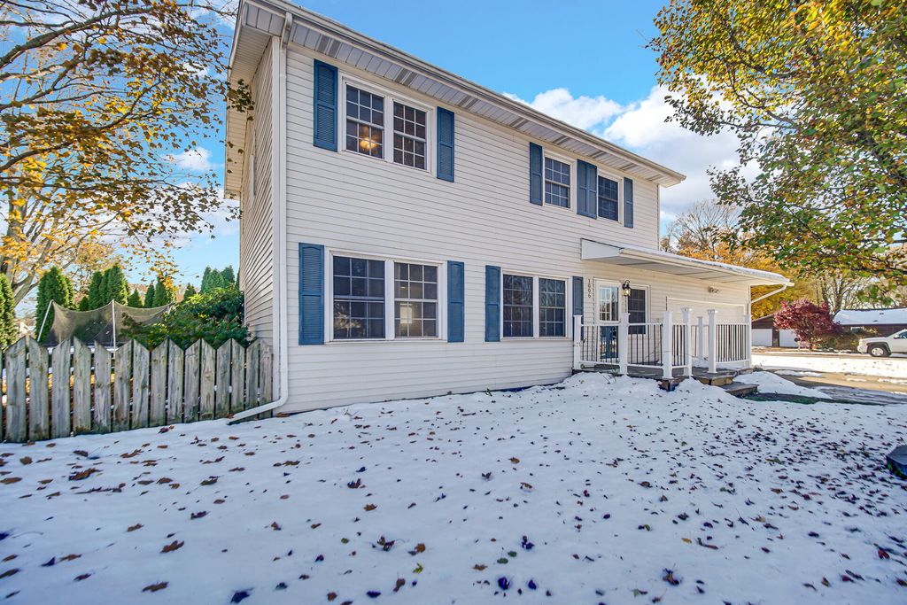 1006 W 21st Street, La Porte, IN 46350