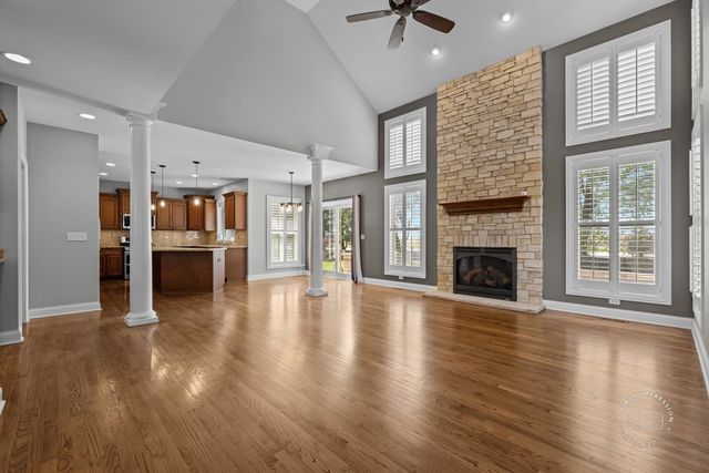 948 Bluestem Drive, Geneva, IL 60134