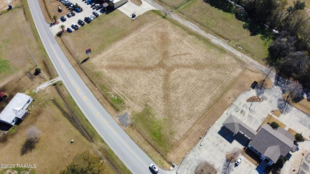 102-1 Albertson Parkway, Broussard, LA 70518