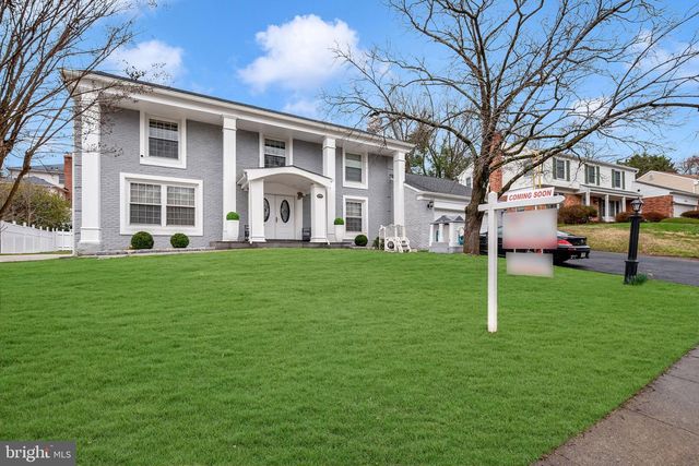 10904 GAINSBOROUGH RD, Potomac, MD 20854