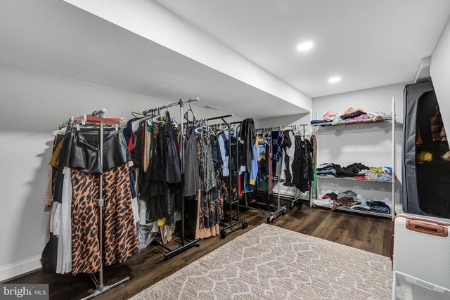 10904 GAINSBOROUGH RD, Potomac, MD 20854