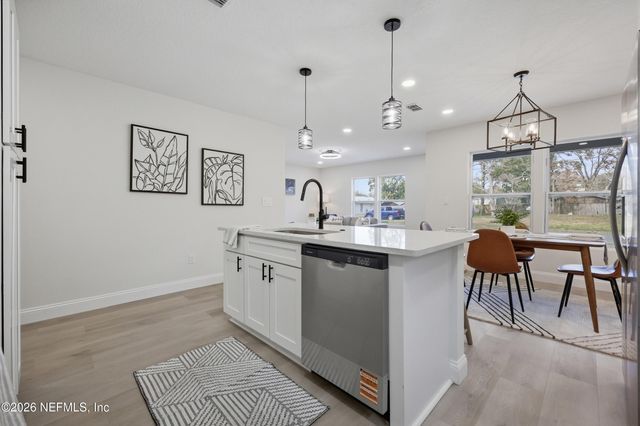 4646 HUNT Street, Jacksonville, FL 32254