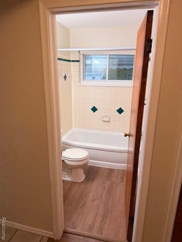 17637 Prospect Street, Melvindale, MI 48122