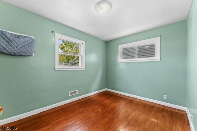 60 Hammond Ave, Passaic City, NJ 07055