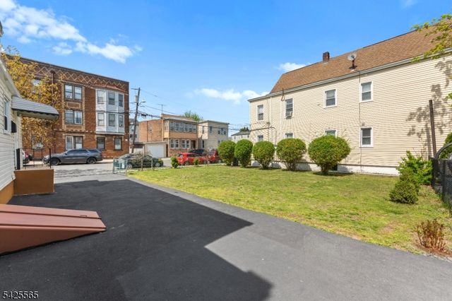 60 Hammond Ave, Passaic City, NJ 07055